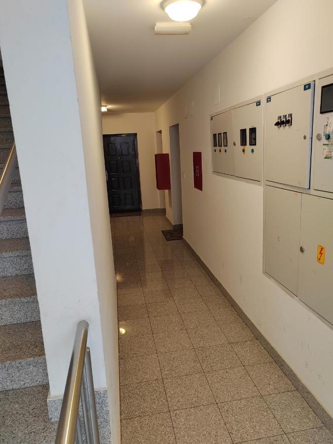Ivano-free Parking - Self Check In Apartment *
